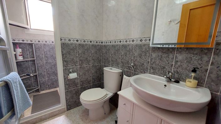 Image No.24-3 Bed Villa for sale