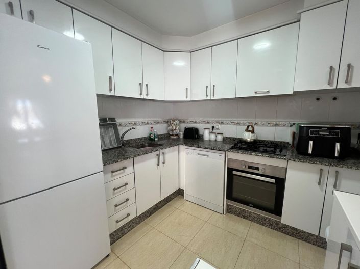 Image No.2-3 Bed Villa for sale