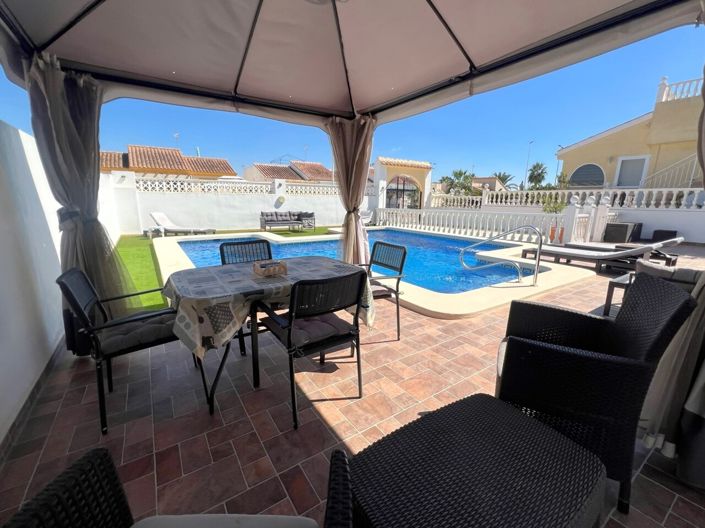 Image No.23-3 Bed Villa for sale