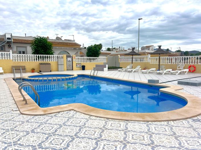 Image No.2-2 Bed Property for sale