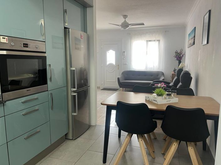 Image No.20-2 Bed Property for sale