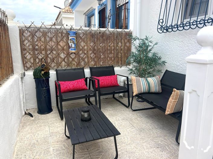 Image No.3-2 Bed Property for sale