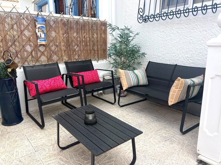 Image No.7-2 Bed Property for sale