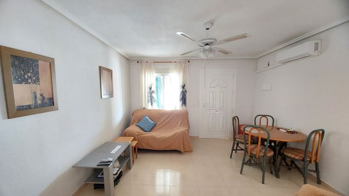 Image No.10-2 Bed Villa for sale