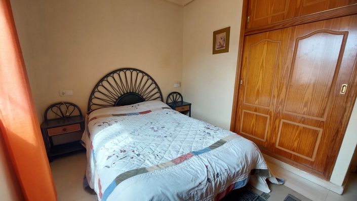 Image No.15-2 Bed Villa for sale