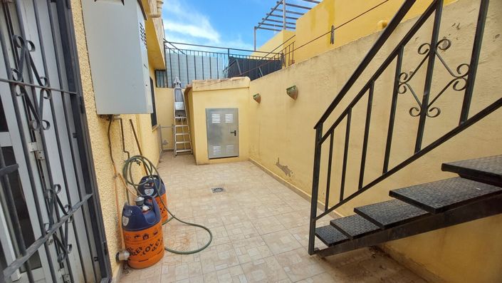Image No.19-2 Bed Villa for sale