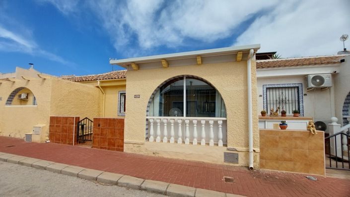 Image No.23-2 Bed Villa for sale