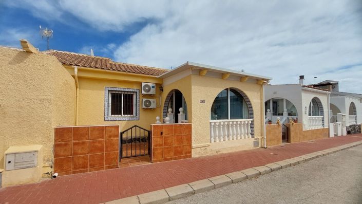 Image No.6-2 Bed Villa for sale