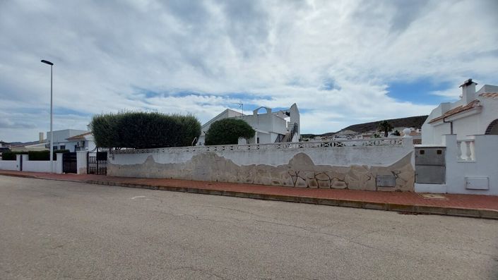 Image No.27-2 Bed Villa for sale