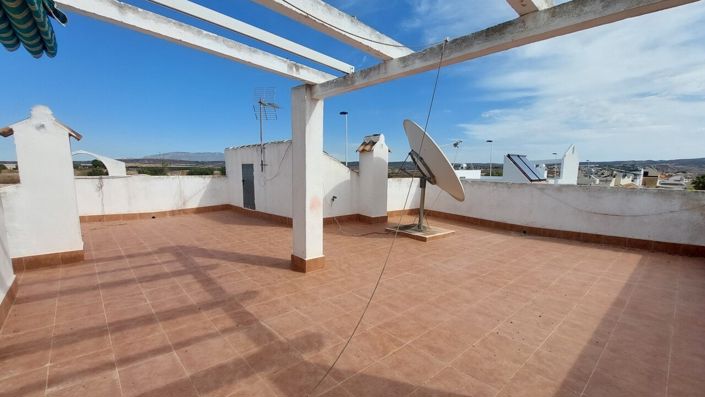 Image No.4-2 Bed Villa for sale