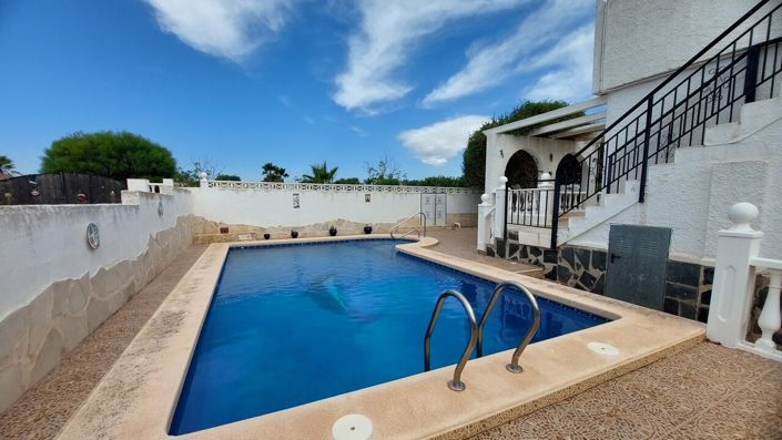 Image No.5-2 Bed Villa for sale
