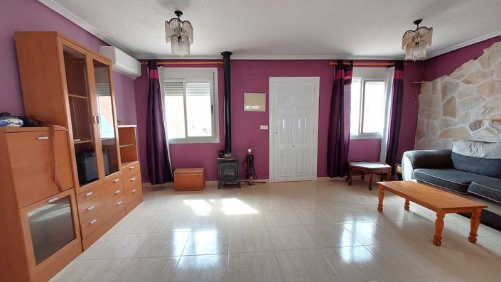 Image No.7-2 Bed House for sale