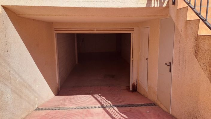 Image No.24-3 Bed Villa for sale
