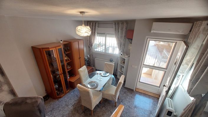 Image No.3-3 Bed Villa for sale
