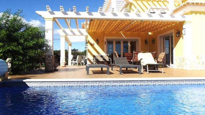 Image No.2-3 Bed Villa for sale