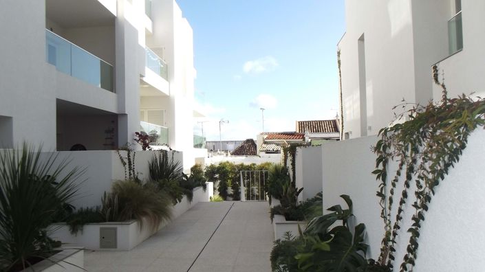 Image No.21-2 Bed Apartment for sale