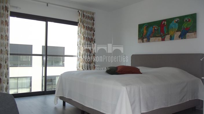 Image No.21-3 Bed Apartment for sale