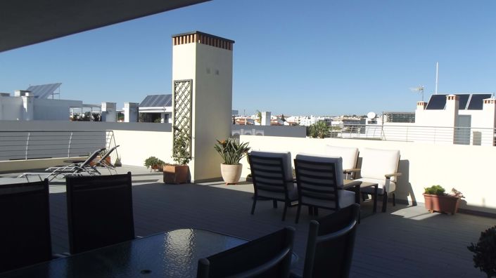 Image No.24-3 Bed Apartment for sale