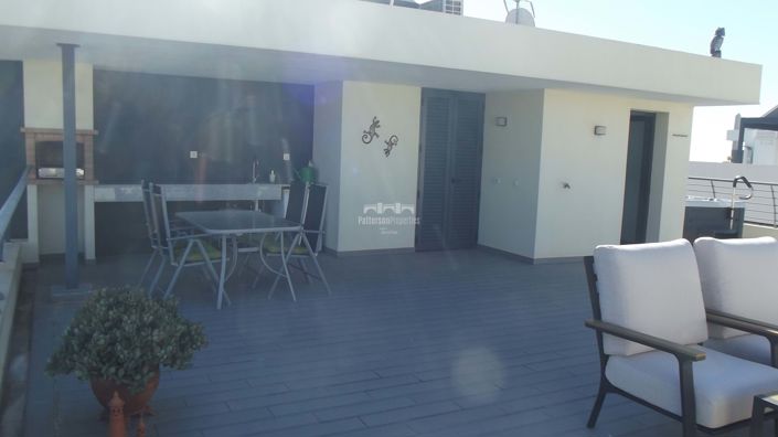 Image No.25-3 Bed Apartment for sale