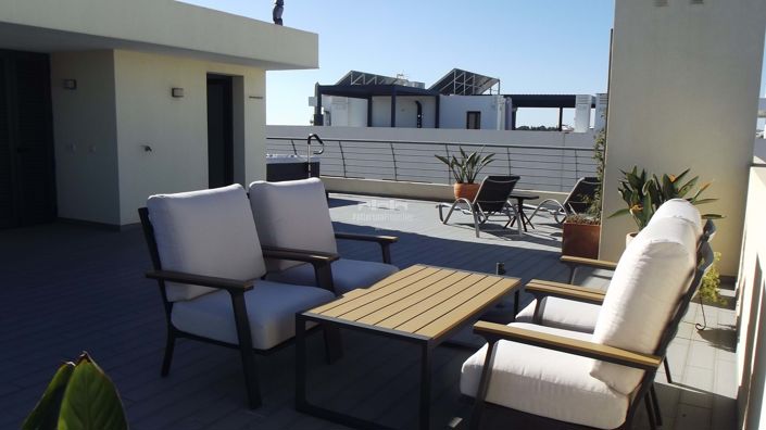 Image No.26-3 Bed Apartment for sale