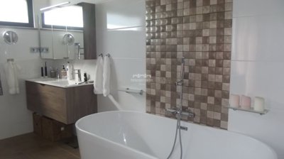 1603-660677-0541cce4ce08b5944d9912c0c67cb2a9c