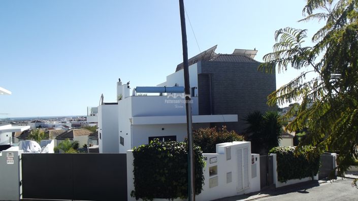 Image No.24-3 Bed Villa for sale