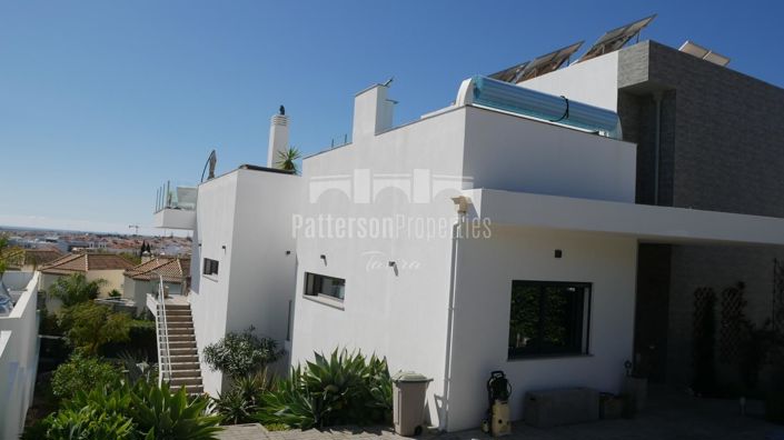 Image No.25-3 Bed Villa for sale