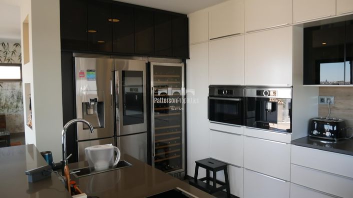 Image No.9-3 Bed Villa for sale