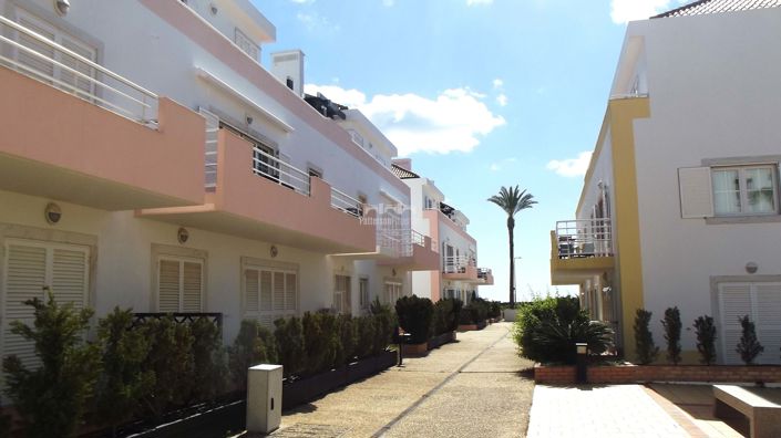 Image No.25-2 Bed Apartment for sale