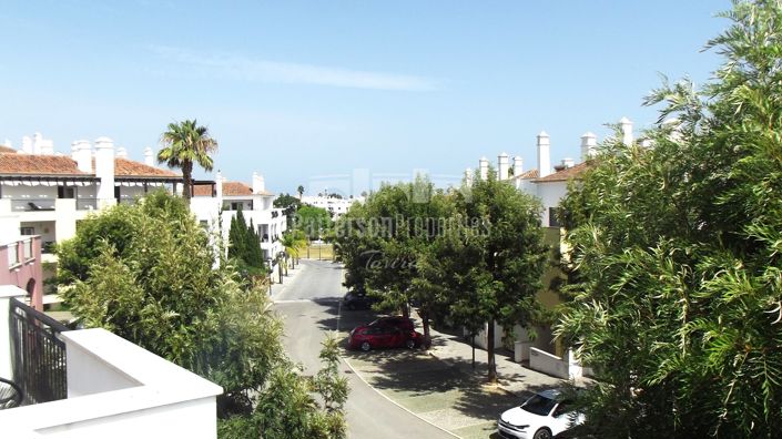 Image No.20-3 Bed Villa for sale