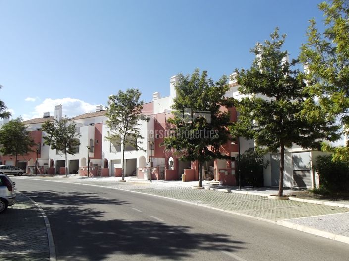Image No.27-3 Bed Villa for sale