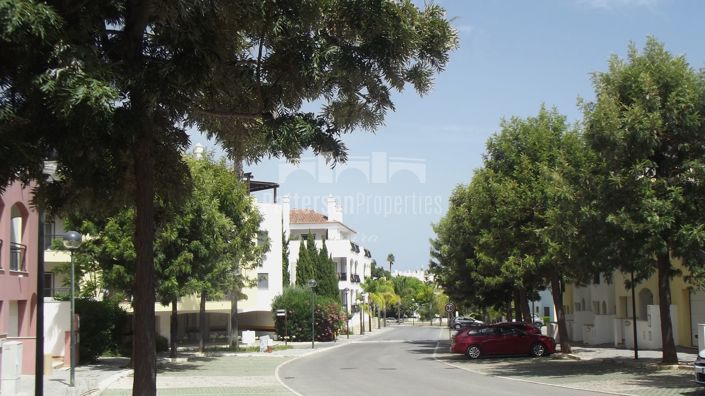 Image No.28-3 Bed Villa for sale