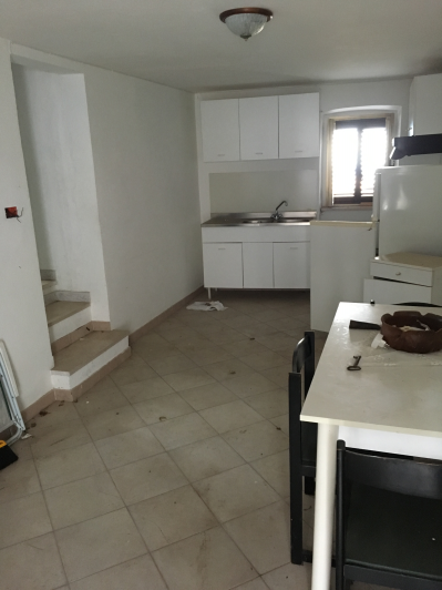 Image No.5-2 Bed House for sale