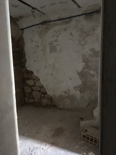 Image No.20-2 Bed House for sale