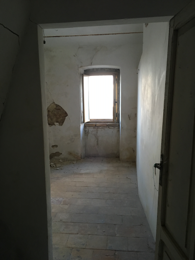 Image No.24-2 Bed House for sale