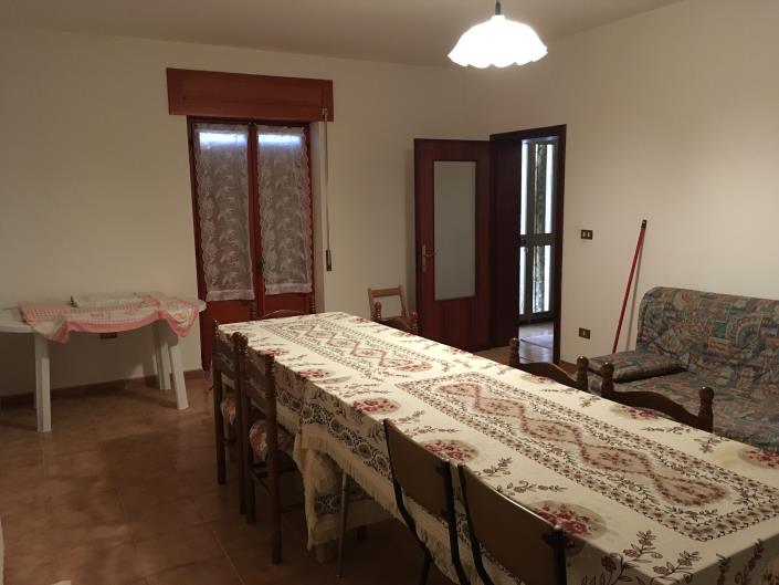 Image No.6-4 Bed Country House for sale