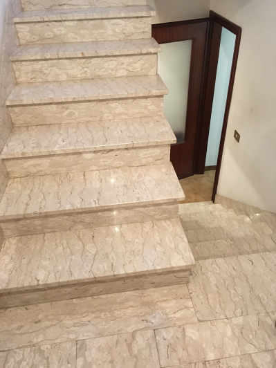 Image No.23-4 Bed Country House for sale