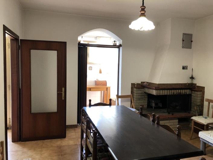 Image No.29-4 Bed Country House for sale