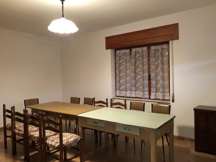 Image No.30-4 Bed Country House for sale