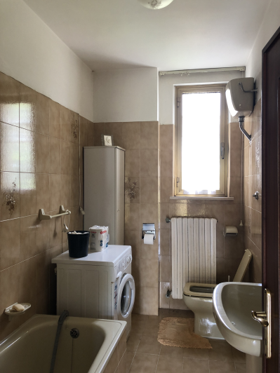 Image No.31-4 Bed Country House for sale