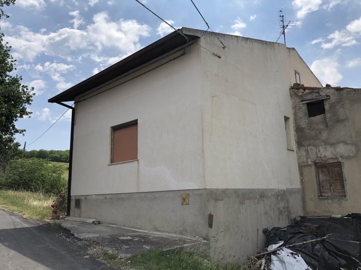 Image No.51-4 Bed Country House for sale