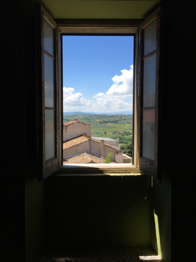 Image No.22-6 Bed Townhouse for sale