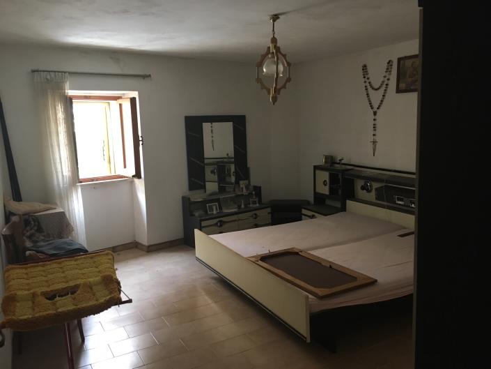 Image No.10-4 Bed Village House for sale