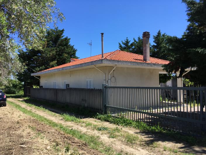 Image No.1-1 Bed Bungalow for sale