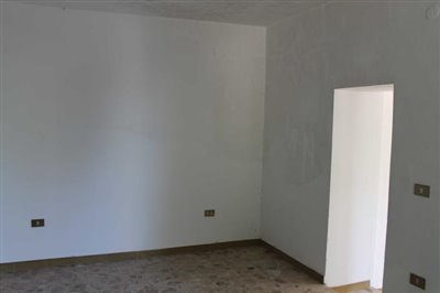 2980