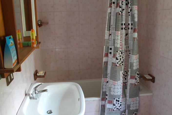 Image No.9-4 Bed House for sale