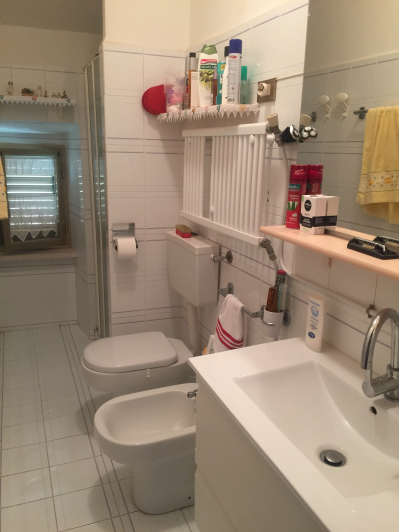 Image No.9-4 Bed Country Property for sale