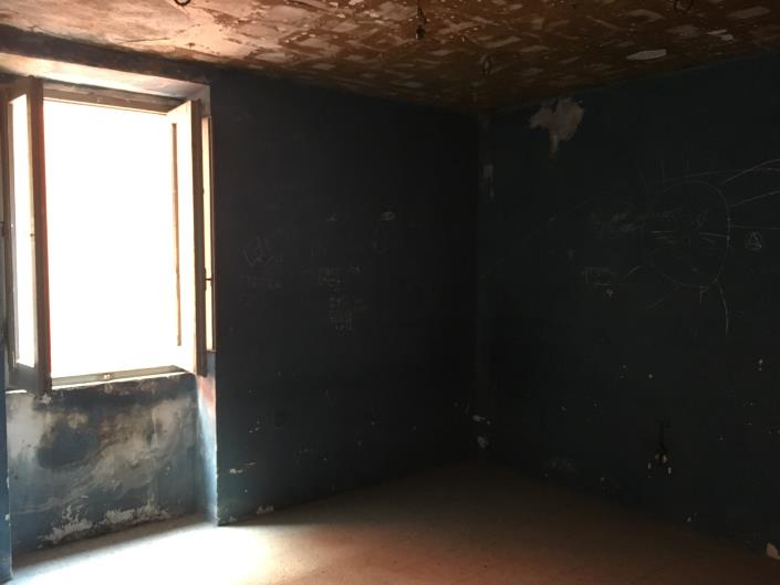 Image No.18-3 Bed Village House for sale