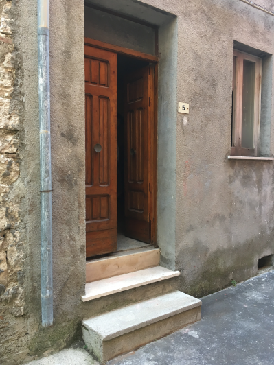 Image No.5-3 Bed Village House for sale