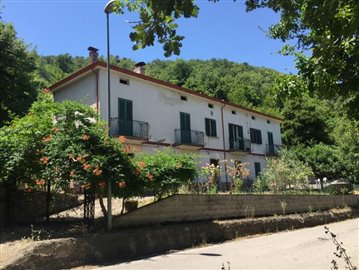 4 Bed Villa / Detached for sale